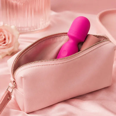 DISCREET & PRIVATE