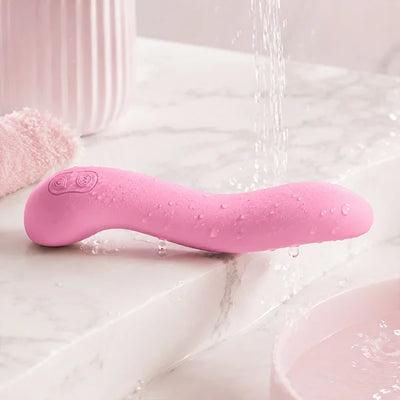 EASY TO CLEAN & MAINTAIN